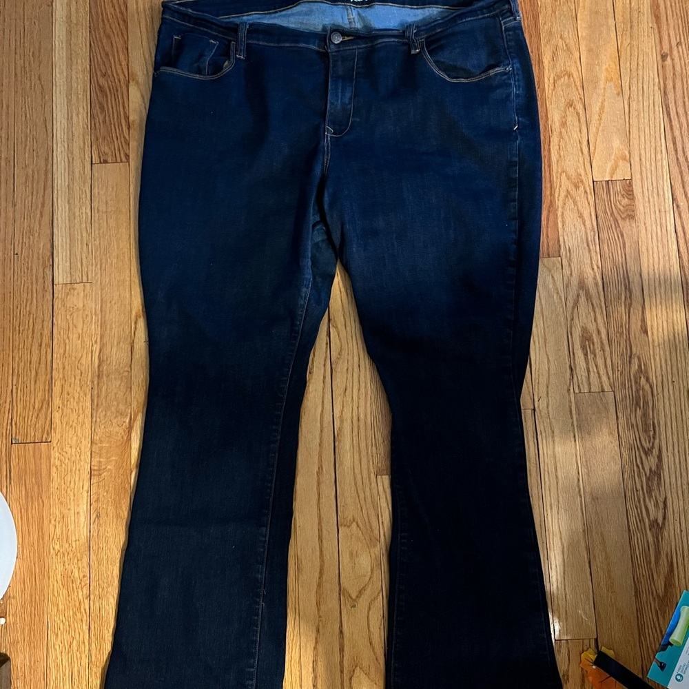 Old Navy Sweatheart Flared Leg jeans size 20